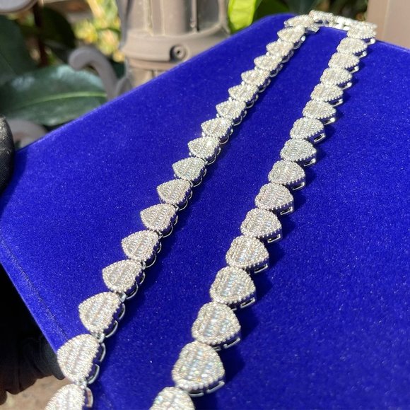 Baguette Crushed Heart Necklace Iced Out Choker Micro Pave Prong Setting Chain - Picture 3 of 9